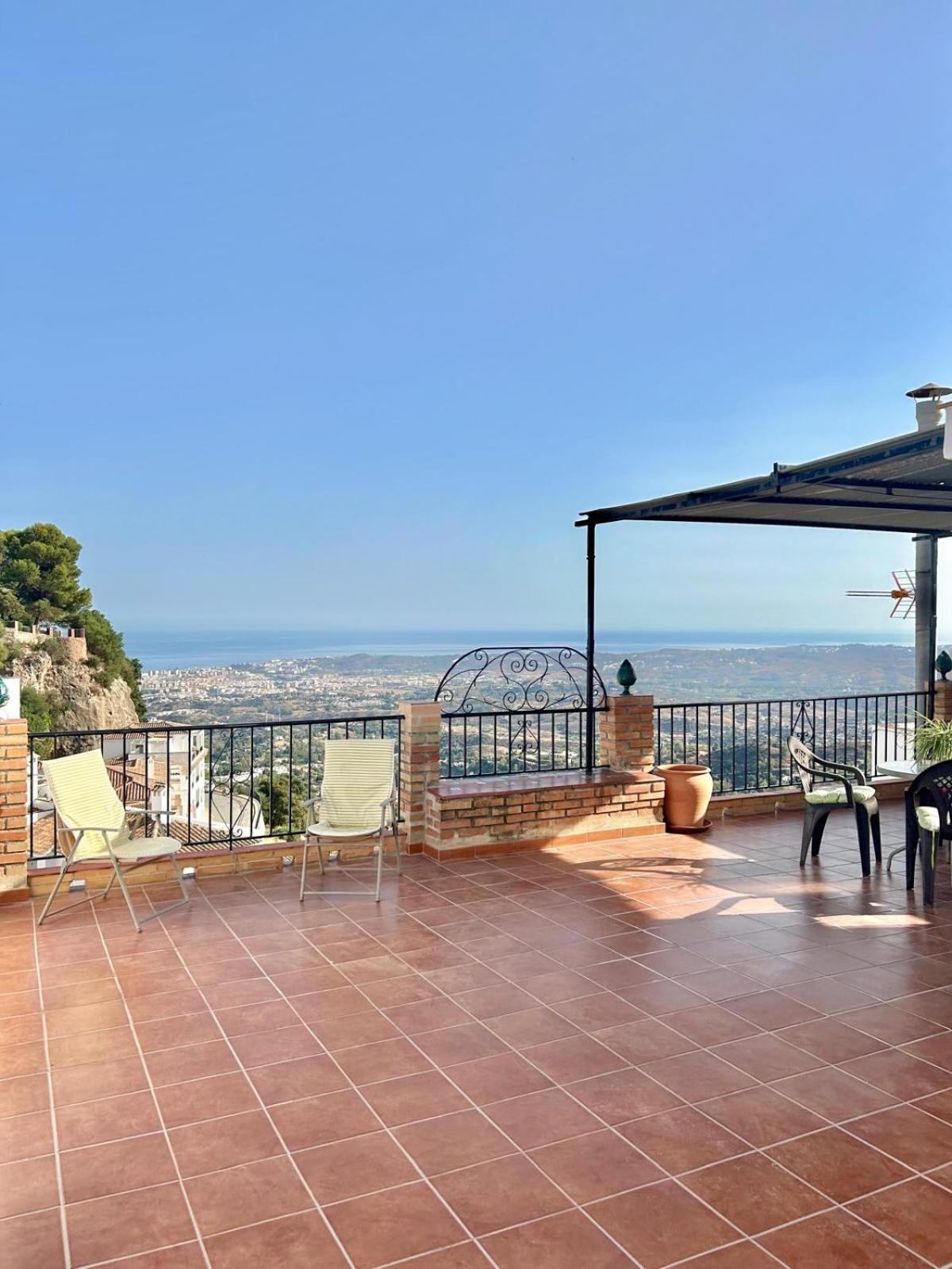 Casa San Antonio Apartment Михас Екстериор снимка